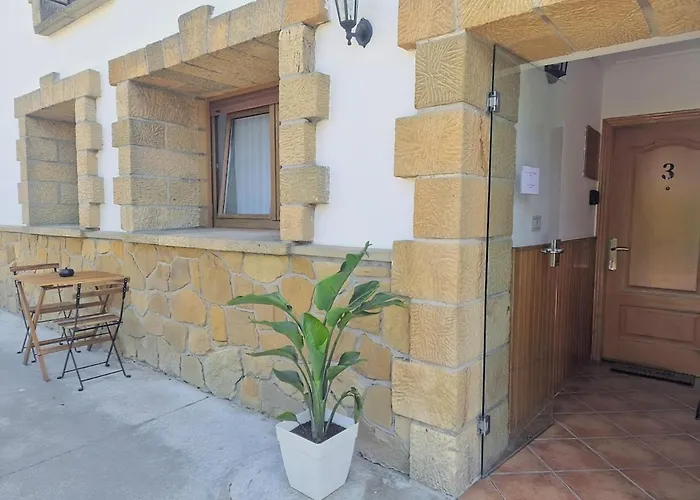 Con Jardin Y Parking Privado Usurbil